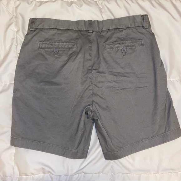 Vineyard Vines Breaker Shorts Flat Front Kahki Shorts Men’s 33 Waist 6.5 inseam - Picture 4 of 4